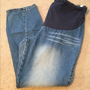 Maternity jeans